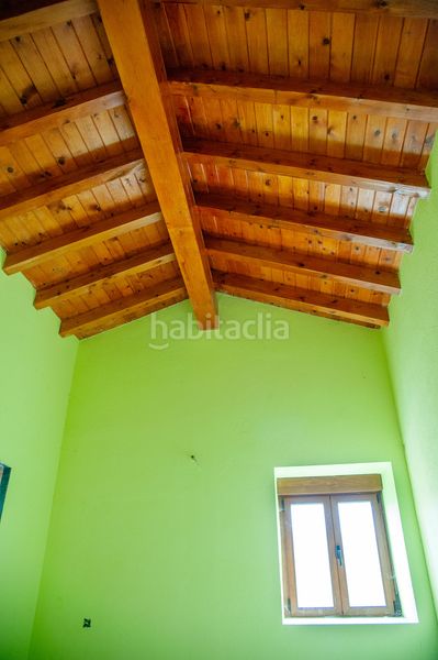 Foto b51e92d7-8107-430a-9e32-efca52509d5b. Casa adossada a Penagos