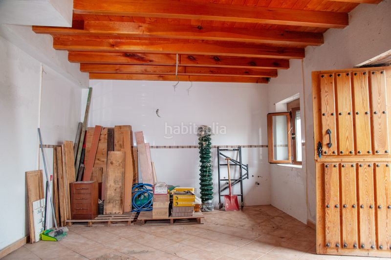 Foto bd318f4d-b361-4afd-b49a-d4dc3ff40e52. Casa adossada a Penagos