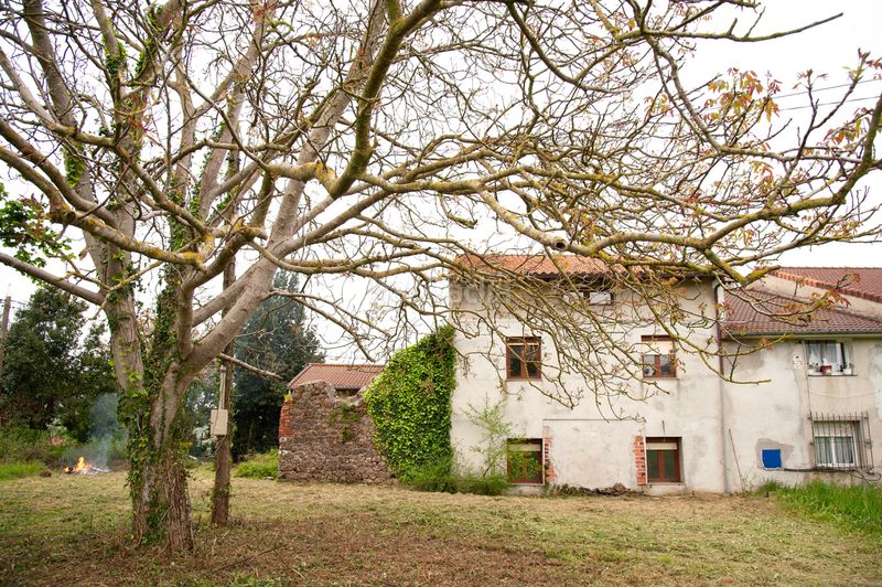 Foto e4fc2882-b89d-4990-857c-e3ae14e6208d. Casa adossada a Penagos