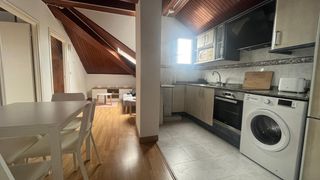 Miete Dachwohnung  Santander - fernando de los ríos 8. Para estudiantes! y que sea chica. alquilamos una habitación de