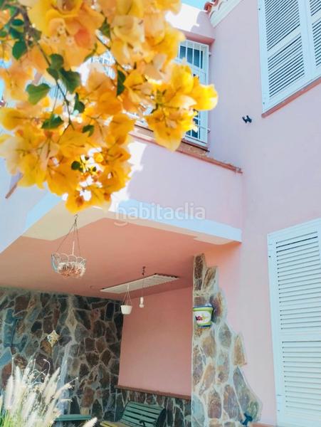 Foto 705dddfa-2b8b-4e7a-8f0e-5ba1f10e07a6. Casa aparellada amb aparcament piscina a Tristán - García Escámez - Somosierra Santa Cruz de Tenerife