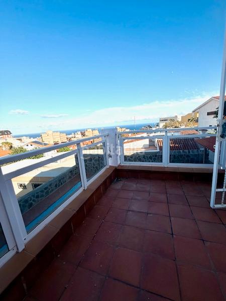 Foto 77da88cd-04b4-45d8-88b1-b737ac2d1bea. Casa aparellada amb aparcament piscina a Tristán - García Escámez - Somosierra Santa Cruz de Tenerife