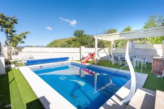 Casa a El Fuerte - La Dehesa. Mansión contemporánea en ronda el privilegio de la amplitud y la