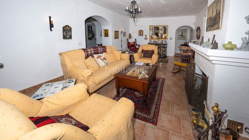 Foto 46cc525f-22b2-4020-98a4-827852d6af77. Casa amb aparcament a Centro Alhaurín de la Torre