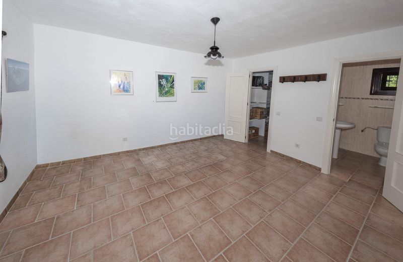 Foto eab237a4-a960-43af-b9f7-db1841a658c4. Casa amb aparcament a Centro Alhaurín de la Torre
