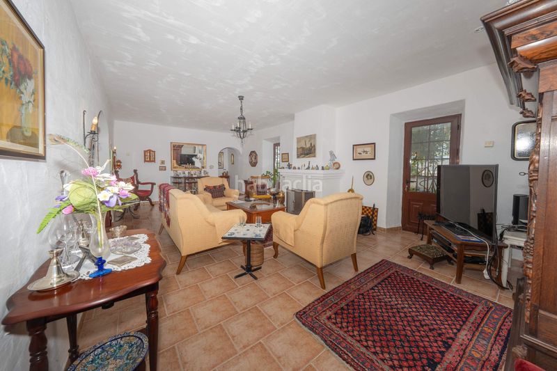 Foto f4be48b8-118c-4e8d-97a5-9958a6595d3f. Casa amb aparcament a Centro Alhaurín de la Torre