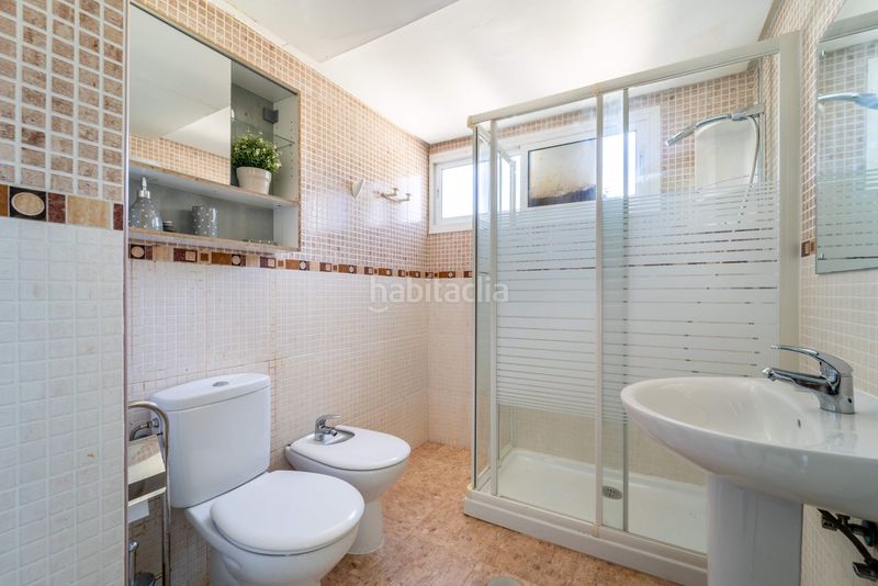 Foto 62f622c1-2dba-4d78-8488-3ad8076df83f. Apartament a calle remo 3 a La Carihuela - Los Nidos Torremolinos