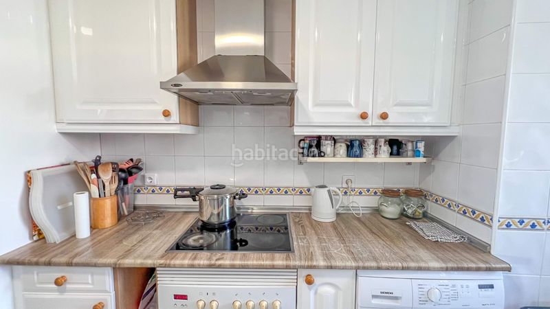 Foto de19c70f-2638-4bb3-ba2b-56896ab1da3a. Àtic amb aparcament a Bel - Air Estepona