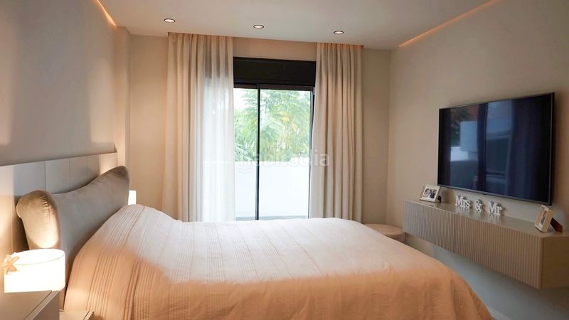 Foto b333de69-d7aa-4962-89f3-30b40851ebd5. Apartament amb aparcament piscina a Nueva Andalucía centro Marbella