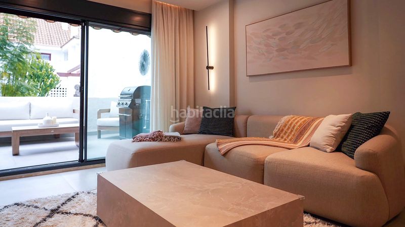 Foto e10eeb96-2e49-468d-b25b-d8555dfb22e4. Apartament amb aparcament piscina a Nueva Andalucía centro Marbella