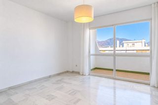 Apartament a Centro ciudad. Gran oportunidad en fuengirola amplitud, luz y ubicación a pocos