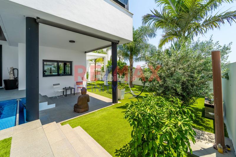 Foto c027b0dc-5550-44cc-aeb9-100307b900a8. Chalet con parcheggio in campo de Mijas Mijas