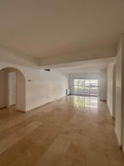 Planta baja en 18 ur guadalmina alta) 2. Amplio y luminoso apartamento en hacienda guadalmina  vistas a l