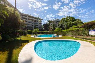 Piso en 25 (ur guadalmina alta) 5. Amplio y luminoso apartamento en guadalcántara golf  segunda pla