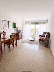 Flat in Avenida constitucion 16. Oportunidad en el corazón de fuengirola. piso en plaza de la con