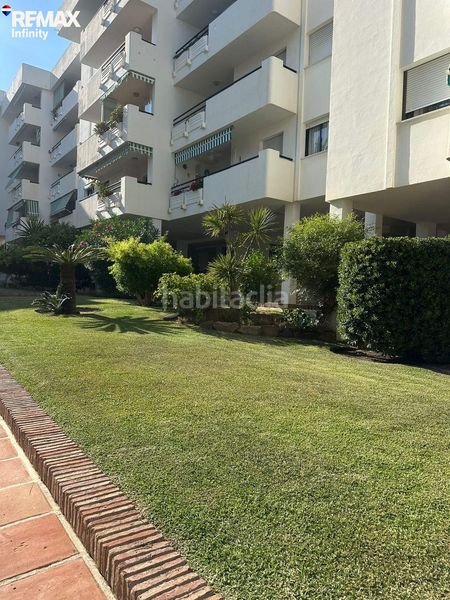 Foto 0cf1dca6-528e-426a-bd8b-efd3df36741e. Pis amb aparcament piscina a La Carihuela - Los Nidos Torremolinos