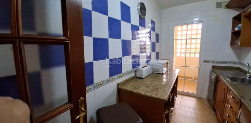 Foto 88e40f97-7a7a-4749-9b43-157b921e136f. Àtic amb aparcament piscina a Montemar Torremolinos