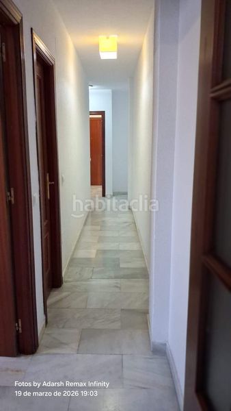 Foto efcfb075-4bc5-4a5f-bf6b-849b899552a6. Àtic amb aparcament piscina a Montemar Torremolinos