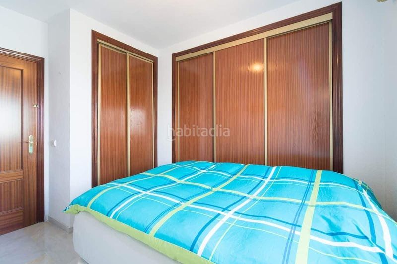 Foto f2dee84f-2830-43bc-8c86-9335dc170432. Àtic amb aparcament piscina a Montemar Torremolinos
