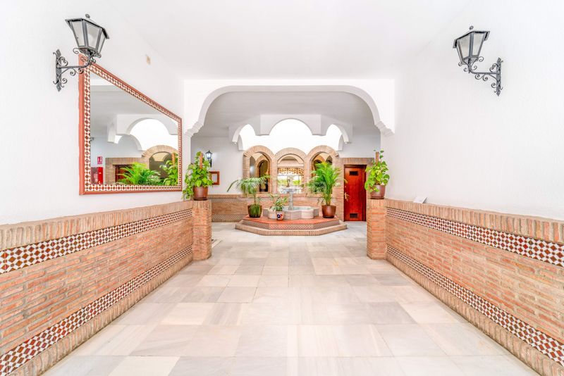 Foto 7a2f9dd2-46c5-48b0-923e-65207c5eb1bd. Pis amb piscina a Centro ciudad Fuengirola