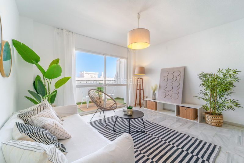 Foto d07ad33c-c0b6-4b66-9984-4794d5e19e1b. Pis amb piscina a Centro ciudad Fuengirola