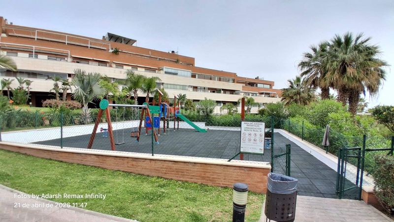 Foto 5cc3746a-27e2-4692-a1d0-5763c552fbf6. Aparcament cotxe a El Pinillo Torremolinos