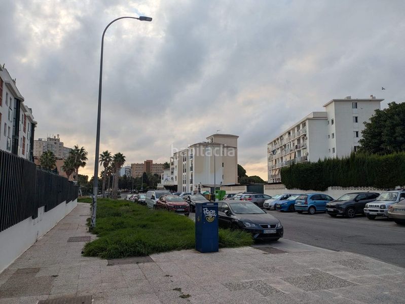 Foto fea20190-1821-4a96-92e5-93c9d3db0c48. Aparcament cotxe a La Colina Torremolinos