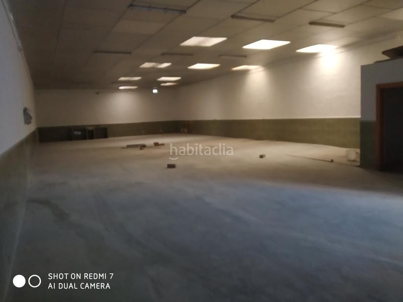 Foto 45e98c97-0245-4e2c-b66c-f940dd644d62. Fabrikhalle in Baza