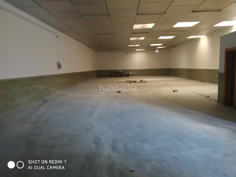 Foto 61d6ce2d-982c-428b-93c9-20ff2e5ab4ab. Fabrikhalle in Baza