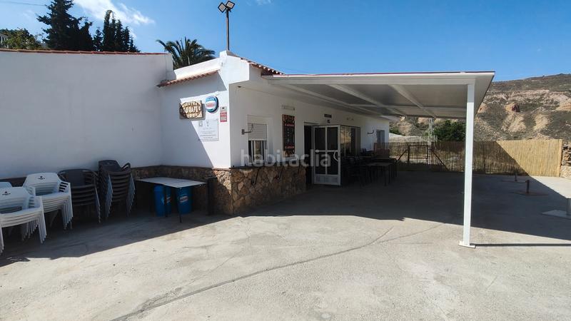 Foto 46090250-ef19-402b-bee1-aba28f16191f. Local commercial dans Gorafe