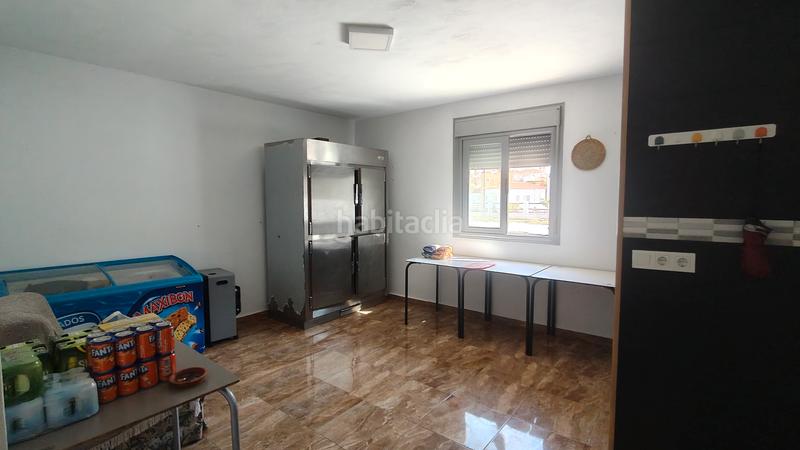 Foto 84ad4826-22f0-4747-a3a4-7ce1279341d1. Local commercial dans Gorafe