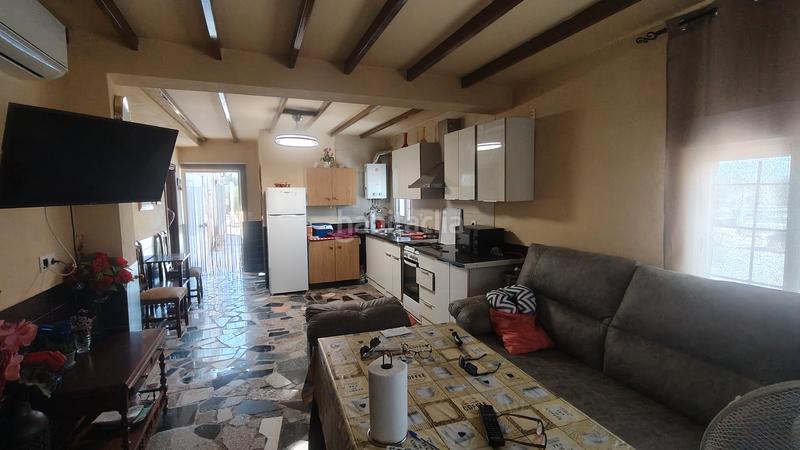 Foto 61df5ee8-9b01-4d01-a297-df0f1711386f. Chalet en calle f 2 chalet con cochera en Cuevas del Campo