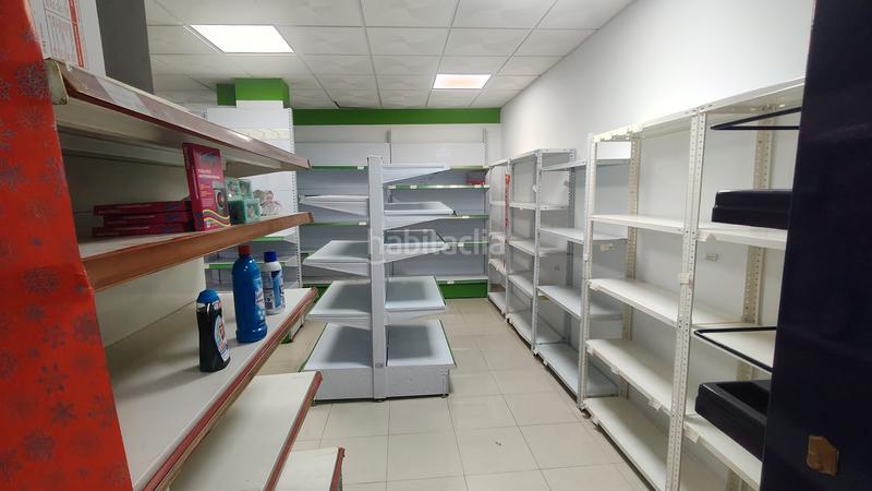 Foto e2d284d2-5a98-4be8-8e9c-dc8c972c9d64. Lloguer local comercial a calle monjas 26 a Baza