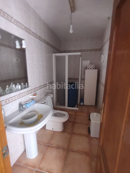 Foto eb19cc94-2521-479e-9711-f7296641b8d5. Nau industrial a Baza