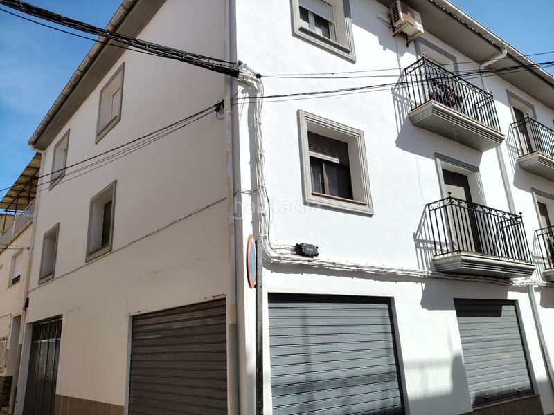 Foto 16ddd37b-a595-47ab-8e51-5d8019836ece. Pis amb calefacció a Baza