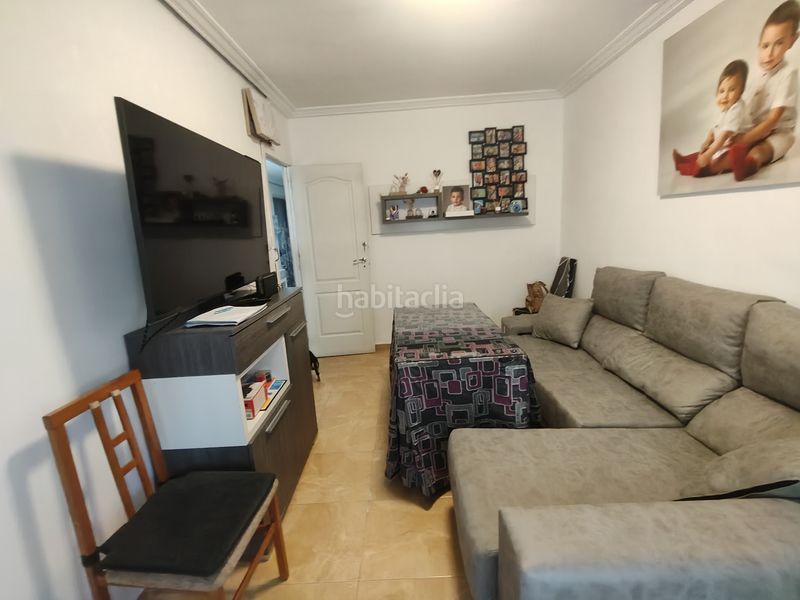 Foto f4478e83-0372-4651-bb20-bf8f3e9498f8. Pis a Baza