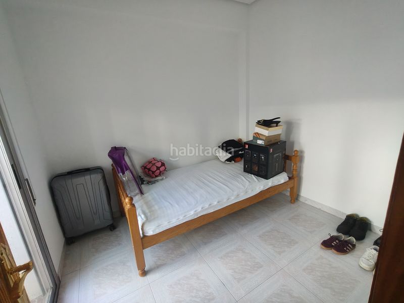 Foto cdfe074e-f6f5-4506-83e6-bacb4b913e59. Pis a Baza