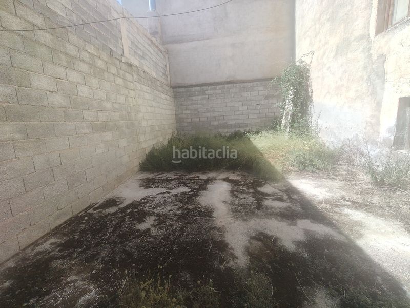 Foto 0c1d84f1-0c3c-472c-a67c-4b2c31a6a3bd. Casa amb xemeneia a Caniles