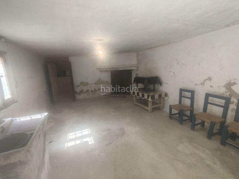 Foto 176b13a1-163d-4ae4-97db-c286629798ab. Casa amb xemeneia a Caniles