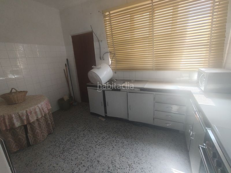 Foto 1ea11956-f4bb-4f42-8d09-a956dadfd61b. Casa amb xemeneia a Caniles