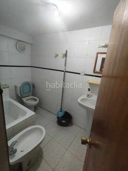 Foto 3e84f2c7-59fa-46d3-9e7a-0e768c241647. Casa amb xemeneia a Caniles