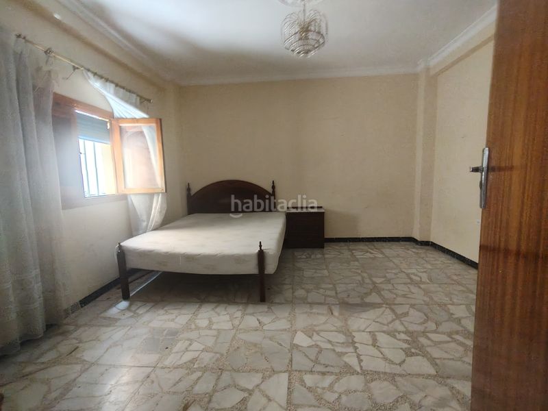 Foto bf074a70-9742-4b61-9275-540a5913dfb3. Casa amb xemeneia a Caniles