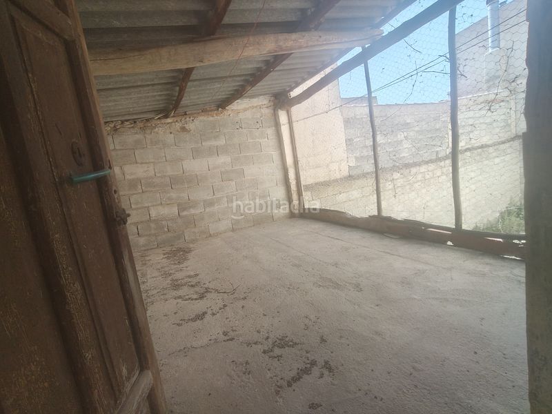 Foto e5a87078-1d8d-4adb-bf91-67d0ad14b0ff. Casa amb xemeneia a Caniles
