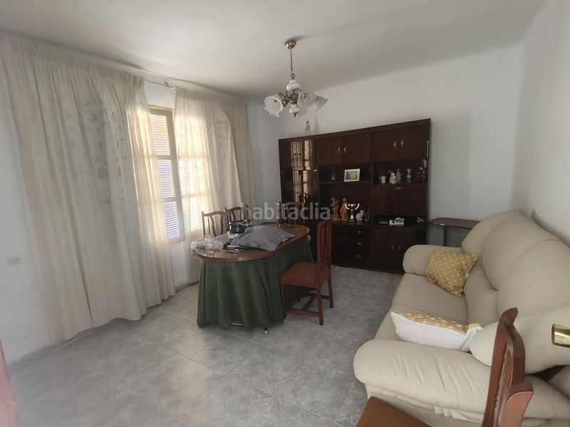 Foto d15c5764-b351-41f6-8bac-d10f43c6f0fb. Casa con camino in Caniles