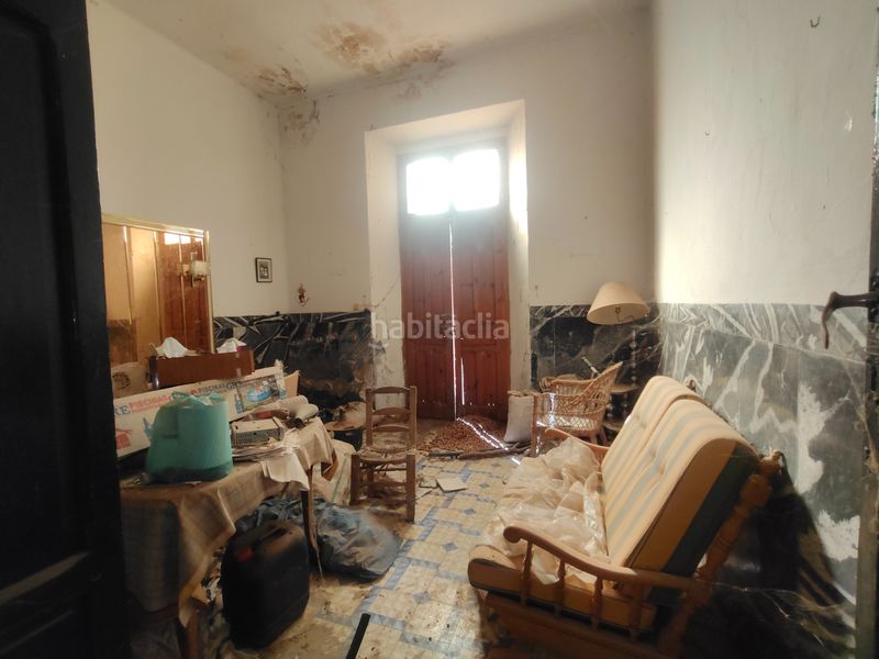 Foto 5c7c6d70-7bca-4da8-b757-60cc0f52fc40. Chalet dans Baza