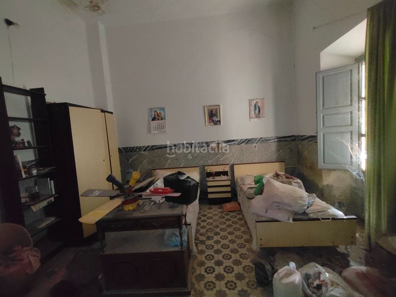 Foto e0f79fba-612f-4040-b18e-31bf92d79219. Chalet dans Baza