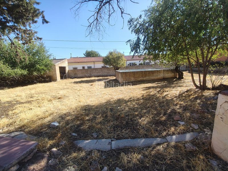 Foto f80a729d-dabc-444e-962a-7c876062e755. Chalet dans Baza