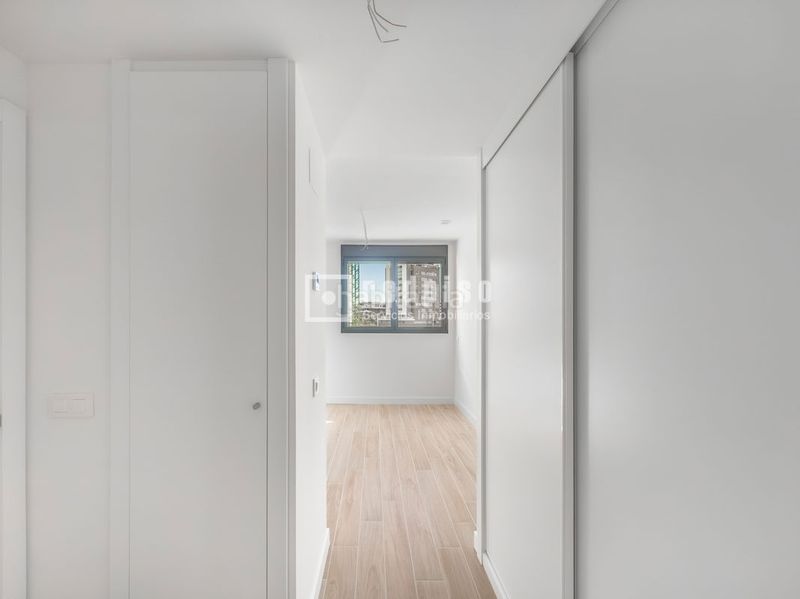 Foto f6d76385-8467-49ef-b43b-2b286c863b92. Piso en El Cañaveral Madrid