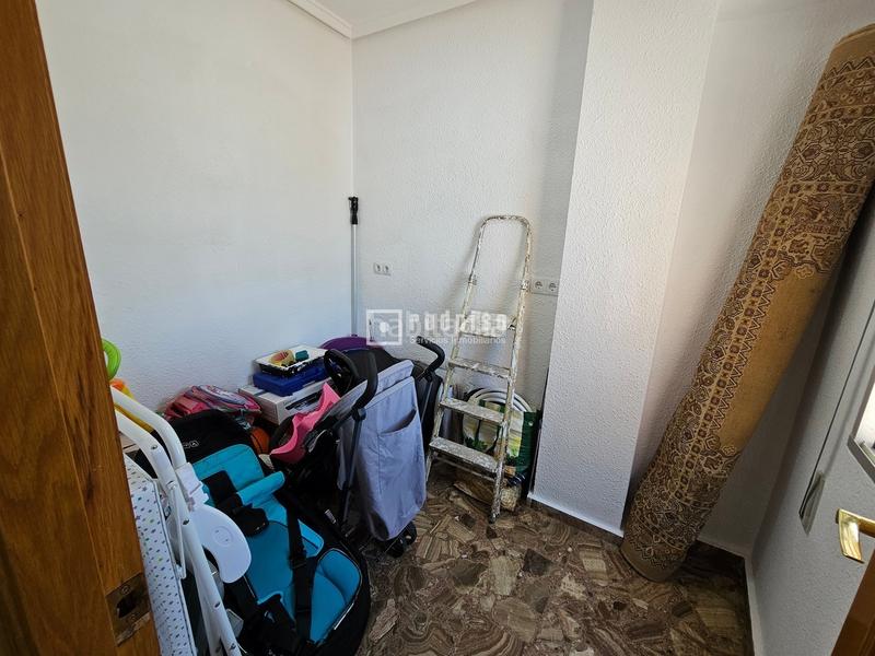 Foto 3a5ca21d-9dcf-4057-806a-811e5efd96a7. Piso duplex con terraza en Aldaia