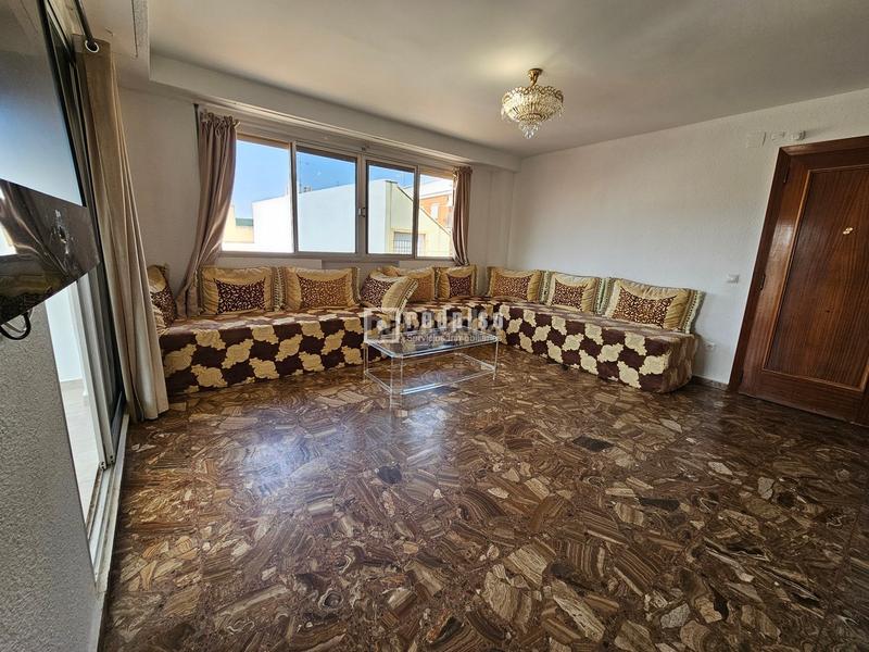 Foto 7cd7324c-2d57-4bea-b919-732db28049dc. Piso duplex con terraza en Aldaia